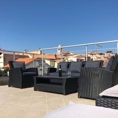 Apartments Ivana Rab ラブ エクステリア 写真